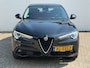 Alfa Romeo Stelvio 2.2d Super Automaat Cruise Clima Navigatie Pdc Dab+ Afn Trekhaak Bluetooth