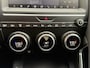 Jaguar E-Pace 2.0 P200 AWD R-Dyn Automaat Cruise Stoel/Stuur Verwarming Bluetooth Clima