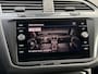 Volkswagen Tiguan 1.5 TSI ACT Highline R R-line Automaat | LED verlichting | Black Style | Trekhaak uitklapbaar | Keyless entry/start | Navigatiesysteem | Apple CarPlay/Android Auto | DAB ontvangst | Parkeersensoren voor en achter