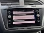 Volkswagen Tiguan 1.5 TSI ACT Highline R R-line Automaat | LED verlichting | Black Style | Trekhaak uitklapbaar | Keyless entry/start | Navigatiesysteem | Apple CarPlay/Android Auto | DAB ontvangst | Parkeersensoren voor en achter
