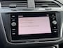 Volkswagen Tiguan 1.5 TSI ACT Highline R R-line Automaat | LED verlichting | Black Style | Trekhaak uitklapbaar | Keyless entry/start | Navigatiesysteem | Apple CarPlay/Android Auto | DAB ontvangst | Parkeersensoren voor en achter