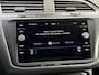 Volkswagen Tiguan 1.5 TSI ACT Highline R R-line Automaat | LED verlichting | Black Style | Trekhaak uitklapbaar | Keyless entry/start | Navigatiesysteem | Apple CarPlay/Android Auto | DAB ontvangst | Parkeersensoren voor en achter