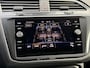 Volkswagen Tiguan 1.5 TSI ACT Highline R R-line Automaat | LED verlichting | Black Style | Trekhaak uitklapbaar | Keyless entry/start | Navigatiesysteem | Apple CarPlay/Android Auto | DAB ontvangst | Parkeersensoren voor en achter
