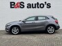 Mercedes-Benz GLA 200 Edition Trekhaak Panorama dak Automaat Cruise Clima Led verlichting