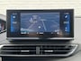 Peugeot 3008 1.2 PureTech Premium Automaat Trekhaak Cruise Climate Digitaal Dashboard Led 360 Camera Carplay Riem is vervangen