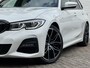 BMW 3-Serie Touring 320i High Exec. M-Sport individual Sfeer Leder Camera Carplay Trekhaak Led