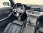 BMW 3-Serie Touring 320i High Exec. M-Sport individual Sfeer Leder Camera Carplay Trekhaak Led