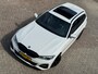 BMW 3-Serie Touring 320i High Exec. M-Sport individual Sfeer Leder Camera Carplay Trekhaak Led