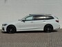 BMW 3-Serie Touring 320i High Exec. M-Sport individual Sfeer Leder Camera Carplay Trekhaak Led