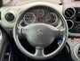 Peugeot Partner Tepee 1.6 XT Rolstoelauto lift Airco Schuifdeur links / rechts 5 persoons Dakrails
