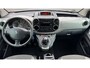 Peugeot Partner Tepee 1.6 XT Rolstoelauto lift Airco Schuifdeur links / rechts 5 persoons Dakrails