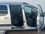 Peugeot Partner Tepee 1.6 XT Rolstoelauto lift Airco Schuifdeur links / rechts 5 persoons Dakrails