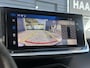 Peugeot 208 1.2 Hybrid 110 e-DCS6 Allure | Climate Control | Navigatie | Full LED | DAB | Parkeercamera/-sensoren | Apple Carplay/Android Auto | Dode hoekdetectie | Lichtmetalen velgen |
