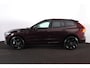 Volvo XC60 T8 Recharge AWD Ultra Dark - Panorama/schuifdak - IntelliSafe Assist & Surround - 360º Camera - Harman/Kardon audio - Adaptieve LED koplampen - Verwarmde voorstoelen, stuur & achterbank - Parkeersensoren voor & achter - Elektr. bedienb. voorstoelen met geheugen - Head up display - Draadloze tel. lader - Extra getint glas - 20' LMV