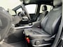 Mercedes-Benz GLA 200 AMG Sfeerverlichting Trekhaak Cruise Climate Navigatie Bluetooth Stoelverwarming