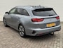 Kia Ceed Sportswagon 1.4 T-GDi DynamicLine Dealeronderhouden Cruise control Climate control Navigatie Apple / Android Trekhaak
