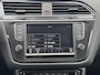 Volkswagen Tiguan 1.4 TSI ACT R-line Led Adaptieve cruise Navigatie Pdc voor+achter Lane assist