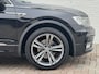 Volkswagen Tiguan 1.4 TSI ACT R-line Led Adaptieve cruise Navigatie Pdc voor+achter Lane assist