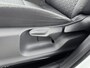 Toyota Yaris Cross 1.5 Hybrid Dynamic | Dodehoekdetectie | Parkeersensoren V+A | Stoelverwarming *