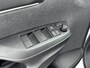 Toyota Yaris Cross 1.5 Hybrid Dynamic | Dodehoekdetectie | Parkeersensoren V+A | Stoelverwarming *