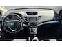 Honda CR-V 2.0 Comfort Cruise ontrol Climate control Stoelverwarming Achteruitrijcamera Bluetooth