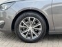 Peugeot 308 SW 1.2 PureTech Allure Leder/alcantara Led koplampen Camera Cruise Navigatie