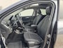 BMW X2 SDrive18i High Executive LED 19" M-sport velgen Panorama Sfeer verlichting Leder Cruise Clima