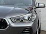 BMW X2 SDrive18i High Executive LED 19" M-sport velgen Panorama Sfeer verlichting Leder Cruise Clima