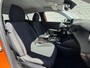 Peugeot 2008 1.2 PureTech Automaat Camera Cruise Clima Navigatie Carplay Lane Assist Led