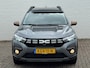 Dacia Jogger 1.6 Hybrid 140 Extreme 7p. Cruise Camera Naci Carplay Stoelverwarming Lane assist Clima Keyless