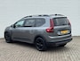 Dacia Jogger 1.6 Hybrid 140 Extreme 7p. Cruise Camera Naci Carplay Stoelverwarming Lane assist Clima Keyless
