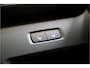 Volvo XC60 2.0 T6 AWD Long Range 293kW/399pk Aut8 Plus Dark LUCHTVERING + EL.TREKHAAK + PANORAMADAK + HARMAN/KARDON + GOOGLE DASHBOARD + BLIS + PILOT ASSIST + ADAPT.CRUISE + 360 CAMERA + LANE ASSIST + STUUR-&STOELVERWARMING V&A + HEAD-UP + 20" LM-VELGEN!!