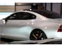 Volvo XC60 2.0 T6 AWD Long Range 293kW/399pk Aut8 Plus Dark LUCHTVERING + EL.TREKHAAK + PANORAMADAK + HARMAN/KARDON + GOOGLE DASHBOARD + BLIS + PILOT ASSIST + ADAPT.CRUISE + 360 CAMERA + LANE ASSIST + STUUR-&STOELVERWARMING V&A + HEAD-UP + 20" LM-VELGEN!!