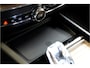 Volvo XC60 2.0 T6 AWD Long Range 293kW/399pk Aut8 Plus Dark LUCHTVERING + EL.TREKHAAK + PANORAMADAK + HARMAN/KARDON + GOOGLE DASHBOARD + BLIS + PILOT ASSIST + ADAPT.CRUISE + 360 CAMERA + LANE ASSIST + STUUR-&STOELVERWARMING V&A + HEAD-UP + 20" LM-VELGEN!!