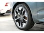 Volvo XC60 2.0 T6 AWD Long Range 293kW/399pk Aut8 Plus Dark LUCHTVERING + EL.TREKHAAK + PANORAMADAK + HARMAN/KARDON + GOOGLE DASHBOARD + BLIS + PILOT ASSIST + ADAPT.CRUISE + 360 CAMERA + LANE ASSIST + STUUR-&STOELVERWARMING V&A + HEAD-UP + 20" LM-VELGEN!!