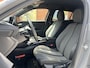 Peugeot e-2008 EV Allure Avantage 54 kWh | Keyless | Adaptive Cruise Control | Camera voor + achter | 8 jaar Peugeot Care Garantie |