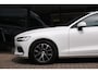 Volvo V60 2.0 B3 Momentum|Rijklaar!|PilotAssist|ACC|Camera|Stuur+Stoelverwarming|BLIS|Trekkhaak|Carplay