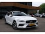 Volvo V60 2.0 B3 Momentum|Rijklaar!|PilotAssist|ACC|Camera|Stuur+Stoelverwarming|BLIS|Trekkhaak|Carplay