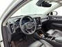 Volvo XC40 T5 R-design | Camera | Trekhaak | Pilot Assist | BLIS | Memory