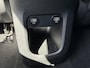 Hyundai Ioniq 5 Connect 77.4 kWh Automaat / Fabrieksgarantie tot 02-2028 / 8 jaar Batterijgarantie / Warmtepomp / dealer onderhouden / Elektrische stoelen/Achterklep / Apple Carplay/Android Auto / Stuur-, stoelverwarming / 19”  LM /