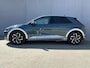Hyundai Ioniq 5 Connect 77.4 kWh Automaat / Fabrieksgarantie tot 02-2028 / 8 jaar Batterijgarantie / Warmtepomp / dealer onderhouden / Elektrische stoelen/Achterklep / Apple Carplay/Android Auto / Stuur-, stoelverwarming / 19”  LM /