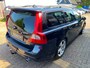 Volvo V70 2.5T R-Design LEER / NAVI / YOUNGTIMER