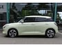 Suzuki Swift 1.2 Style Smart Hybrid | Apple Carplay/Android Auto | Achteruitrijcamera | Climate control | Cruise Control |
