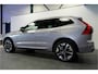 Volvo XC60 2.0 T8 AWD 335kW/456pk Aut8 Plug-in hybrid Plus Dark HARMAN/KARDON + PANORAMADAK + 360 CAMERA + HEAD-UP + BLIS + LANE ASSIST + STOEL-&STUURVERWARMING + ADAPT.CRUISE + PILOT ASSIST + MATRIX LED + KEYLESS ENTRY&GO + PARKSENSOREN V&A + 20" LM-VELGEN!!