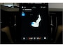 Volvo XC60 2.0 T8 AWD 335kW/456pk Aut8 Plug-in hybrid Plus Dark HARMAN/KARDON + PANORAMADAK + 360 CAMERA + HEAD-UP + BLIS + LANE ASSIST + STOEL-&STUURVERWARMING + ADAPT.CRUISE + PILOT ASSIST + MATRIX LED + KEYLESS ENTRY&GO + PARKSENSOREN V&A + 20" LM-VELGEN!!