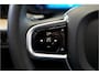 Volvo XC60 2.0 T8 AWD 335kW/456pk Aut8 Plug-in hybrid Plus Dark HARMAN/KARDON + PANORAMADAK + 360 CAMERA + HEAD-UP + BLIS + LANE ASSIST + STOEL-&STUURVERWARMING + ADAPT.CRUISE + PILOT ASSIST + MATRIX LED + KEYLESS ENTRY&GO + PARKSENSOREN V&A + 20" LM-VELGEN!!