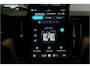 Volvo XC60 2.0 T8 AWD 335kW/456pk Aut8 Plug-in hybrid Plus Dark HARMAN/KARDON + PANORAMADAK + 360 CAMERA + HEAD-UP + BLIS + LANE ASSIST + STOEL-&STUURVERWARMING + ADAPT.CRUISE + PILOT ASSIST + MATRIX LED + KEYLESS ENTRY&GO + PARKSENSOREN V&A + 20" LM-VELGEN!!