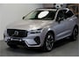 Volvo XC60 2.0 T8 AWD 335kW/456pk Aut8 Plug-in hybrid Plus Dark HARMAN/KARDON + PANORAMADAK + 360 CAMERA + HEAD-UP + BLIS + LANE ASSIST + STOEL-&STUURVERWARMING + ADAPT.CRUISE + PILOT ASSIST + MATRIX LED + KEYLESS ENTRY&GO + PARKSENSOREN V&A + 20" LM-VELGEN!!