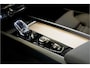 Volvo XC60 2.0 T8 AWD 335kW/456pk Aut8 Plug-in hybrid Plus Dark HARMAN/KARDON + PANORAMADAK + 360 CAMERA + HEAD-UP + BLIS + LANE ASSIST + STOEL-&STUURVERWARMING + ADAPT.CRUISE + PILOT ASSIST + MATRIX LED + KEYLESS ENTRY&GO + PARKSENSOREN V&A + 20" LM-VELGEN!!