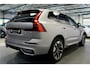Volvo XC60 2.0 T8 AWD 335kW/456pk Aut8 Plug-in hybrid Plus Dark HARMAN/KARDON + PANORAMADAK + 360 CAMERA + HEAD-UP + BLIS + LANE ASSIST + STOEL-&STUURVERWARMING + ADAPT.CRUISE + PILOT ASSIST + MATRIX LED + KEYLESS ENTRY&GO + PARKSENSOREN V&A + 20" LM-VELGEN!!